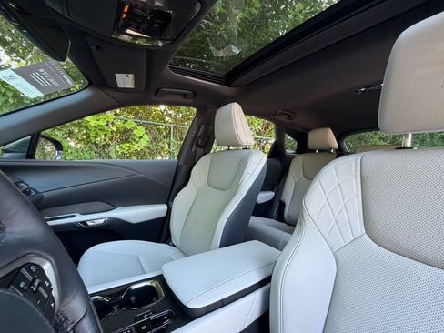 Certified 2024 Lexus RX 350 Premium w/ Cold Area Package FWD image 31