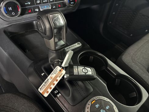 Used 2025 Ford Bronco Big Bend image 16