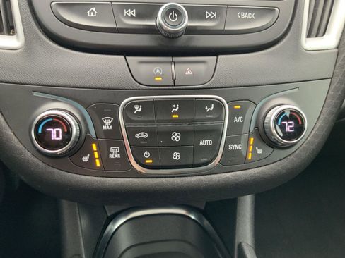 Used 2024 Chevrolet Malibu LT image 43