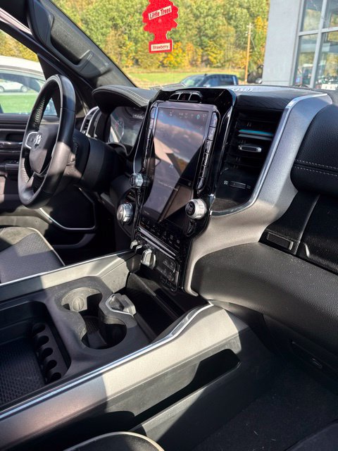 Used 2023 RAM 1500 Laramie AWD/4WD image 14