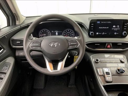 Certified 2023 Hyundai Santa Fe SE image 5
