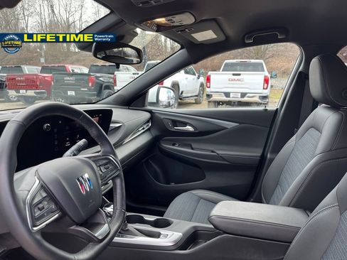 Used 2024 Buick Envista Preferred w/ Convenience I Package image 19