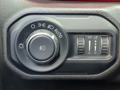 Used 2019 Jeep Wrangler Unlimited Rubicon AWD/4WD image 27