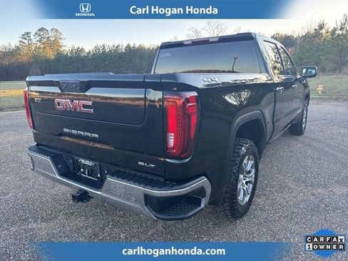 Used 2025 GMC Sierra 1500 SLT image 3