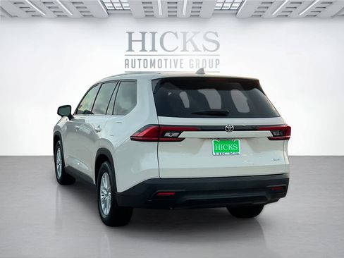 Used 2024 Toyota Grand Highlander XLE image 7