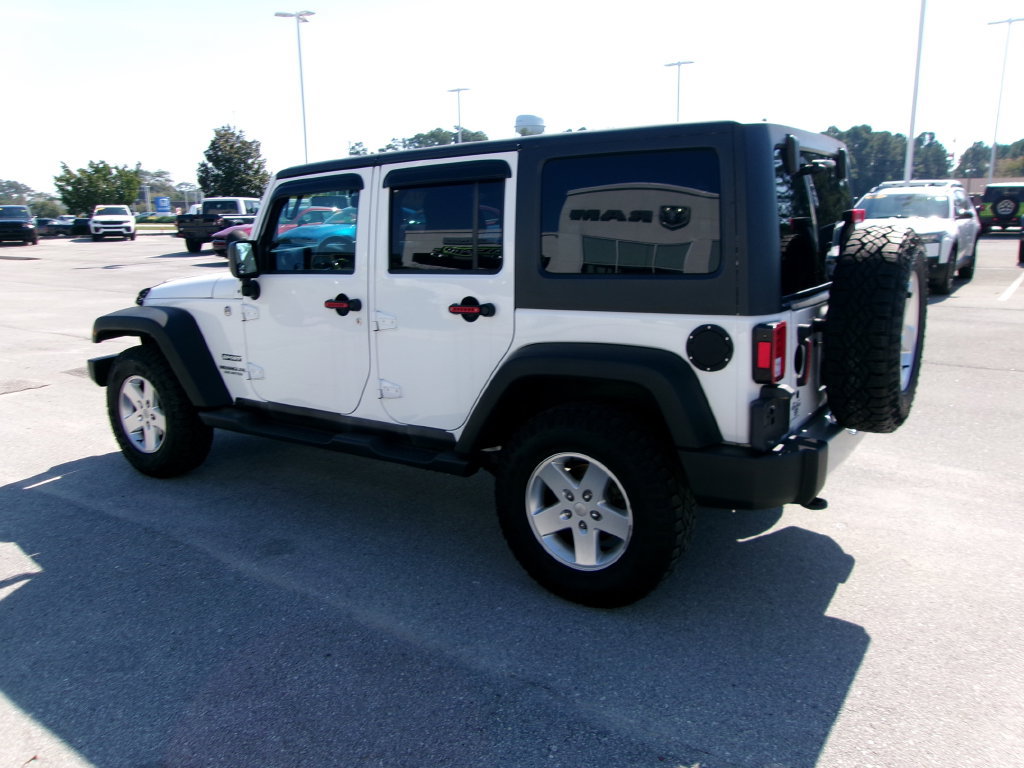 Used 2014 Jeep Wrangler Unlimited Sport w/ Quick Order Package 24S AWD/4WD image 2