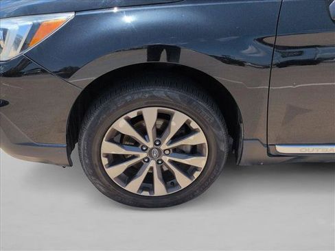 Used 2017 Subaru Outback 2.5i Touring AWD/4WD image 23