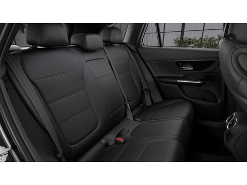 New 2026 Mercedes-Benz GLC 300 image 5