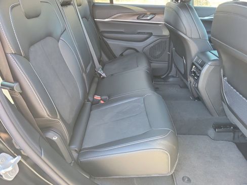 New 2026 Jeep Grand Cherokee Altitude image 33