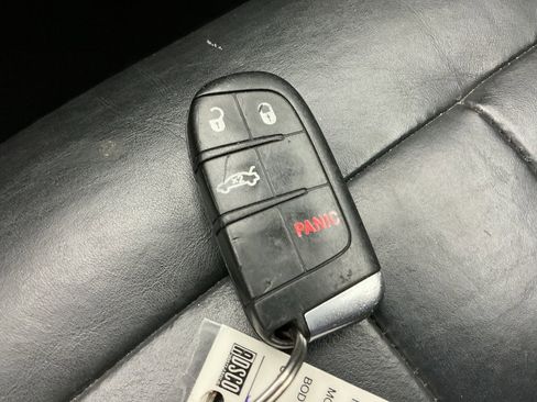 Used 2015 Chrysler 200 C FWD image 19