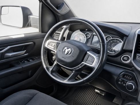 Used 2022 RAM 1500 Big Horn AWD/4WD image 23