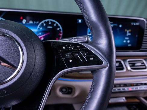 Used 2024 Mercedes-Benz GLE 450 4MATIC image 23