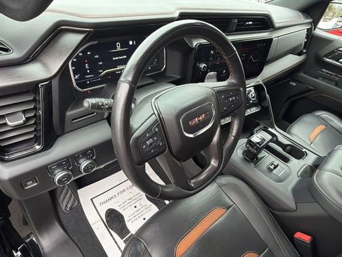 Used 2022 GMC Sierra 1500 AT4 w/ AT4 Premium Package image 16