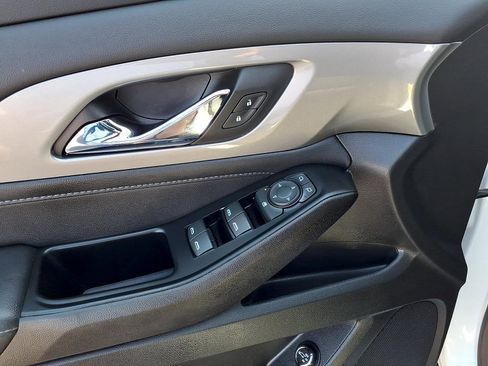 Certified 2023 Chevrolet Traverse LT w/ LPO, Floor Liner Package image 11