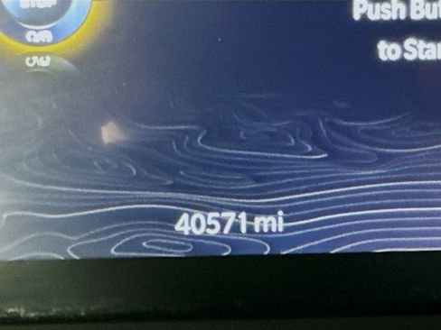 Used 2023 Jeep Grand Cherokee Limited w/ Luxury Tech Group II image 19