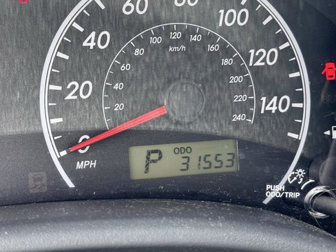 Used 2012 Toyota Corolla L FWD image 21