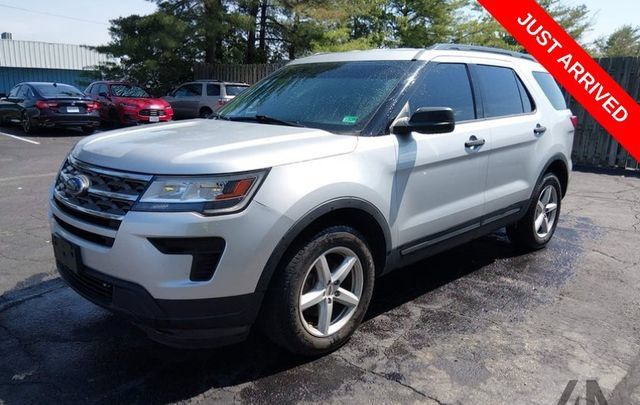 Used 2018 Ford Explorer 4WD w/ Class II Trailer Tow Package image 1