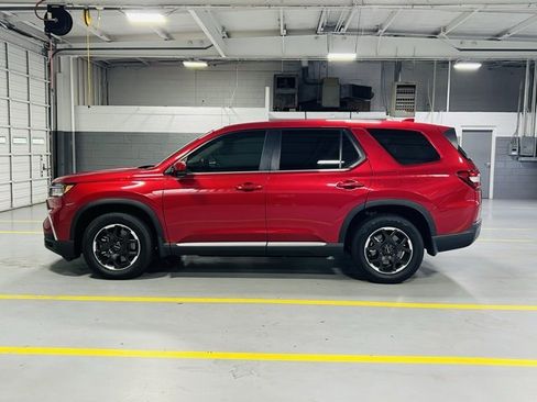 New 2025 Honda Pilot EX-L image 19