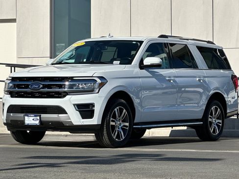 Used 2023 Ford Expedition Max Limited image 7