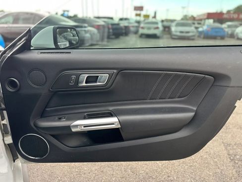 Used 2020 Ford Mustang Premium RWD image 30