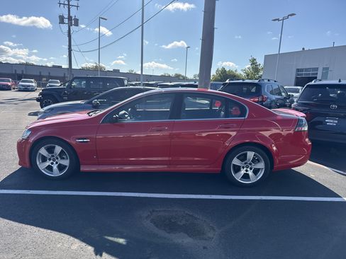 Used 2009 Pontiac G8 GT w/ Premium Package RWD image 7