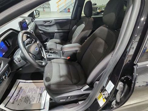 Used 2024 Ford Escape Active image 15