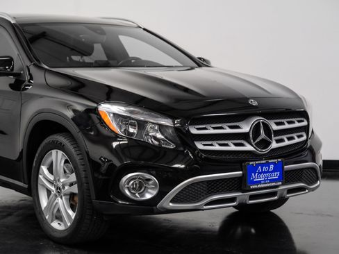 Used 2018 Mercedes-Benz GLA 250 4MATIC image 7