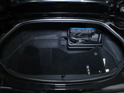 Used 2022 MAZDA MX-5 Miata RF Grand Touring image 34