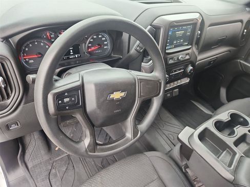 Used 2019 Chevrolet Silverado 1500 Custom w/ Custom Value Package RWD image 10