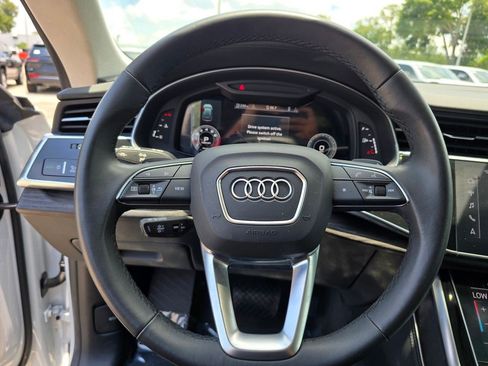 Used 2023 Audi Q8 Prestige AWD/4WD image 18