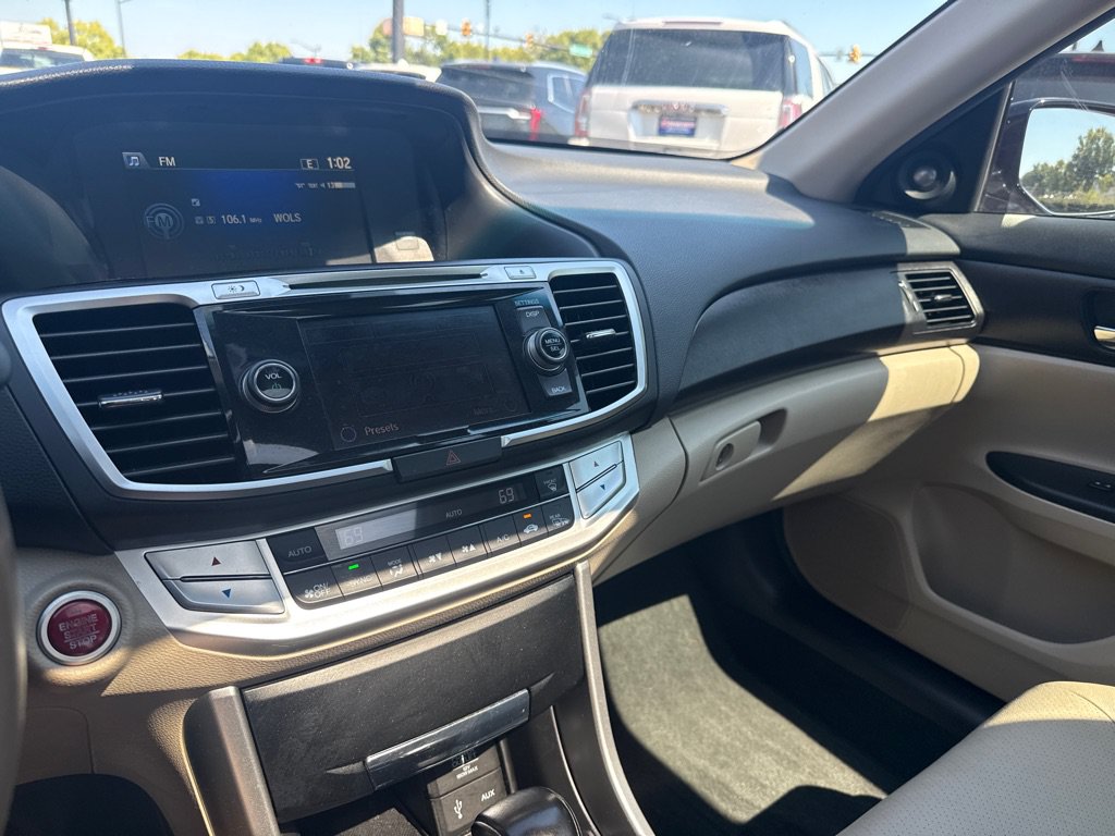 Used 2014 Honda Accord EX-L image 17