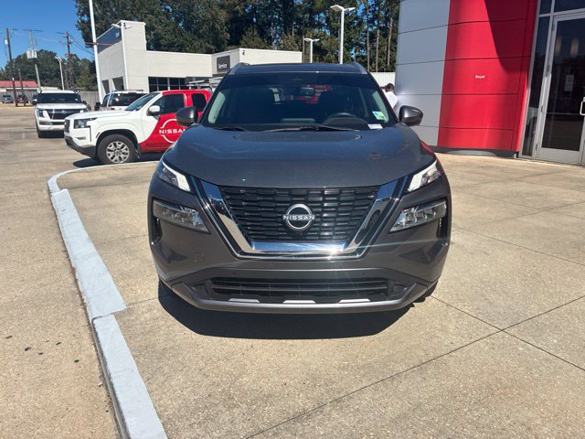 Used 2023 Nissan Rogue SL w/ SL Premium Package FWD image 2