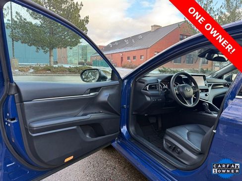 Used 2024 Toyota Camry XLE image 10