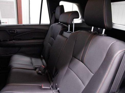 Certified 2023 Honda Passport TrailSport image 19