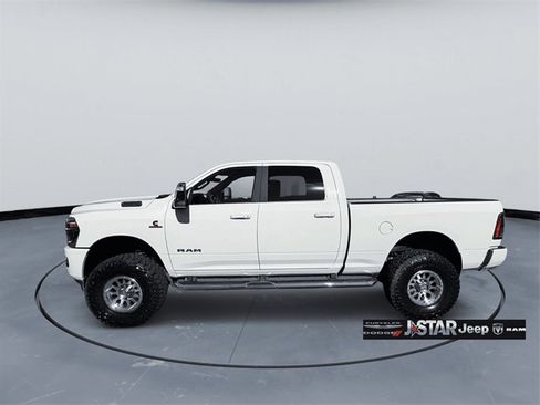 Used 2025 RAM 2500 Laramie image 8