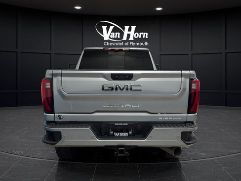 Used 2025 GMC Sierra 3500 Denali Ultimate AWD/4WD image 6