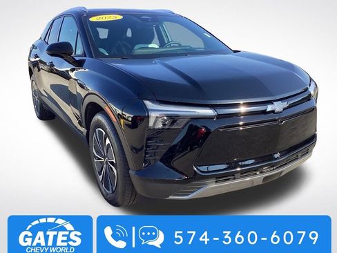 Used 2025 Chevrolet Blazer EV LT image 1
