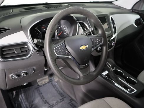 Used 2024 Chevrolet Equinox LS w/ LS Convenience Package FWD image 22