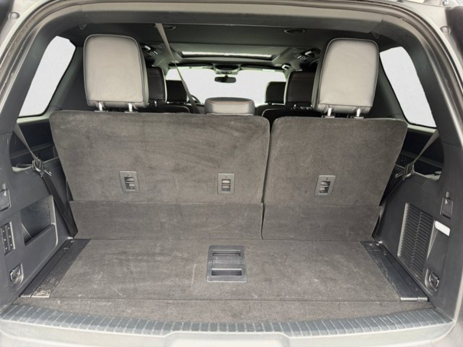 Used 2023 Ford Expedition Platinum AWD/4WD image 20