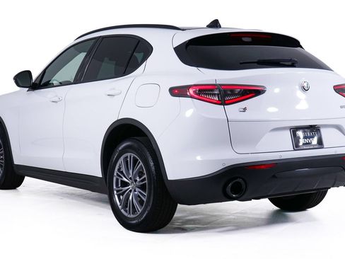 Used 2024 Alfa Romeo Stelvio Sprint AWD/4WD image 17