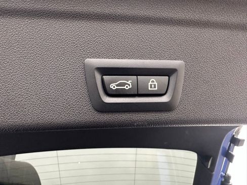 Used 2020 BMW X6 M50i w/ Executive Package image 31