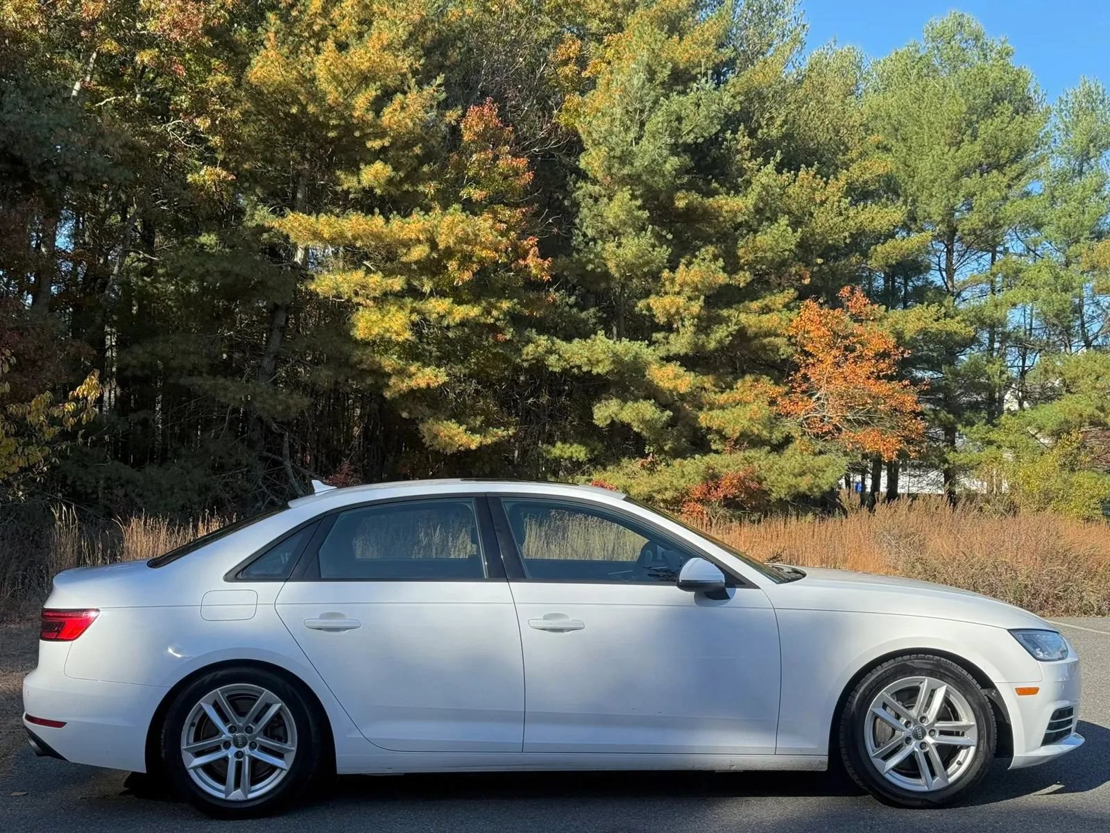 Used 2017 Audi A4 2.0T Premium w/ Convenience Package AWD/4WD image 5