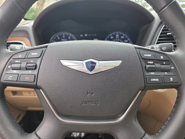 Used 2015 Hyundai Genesis 3.8 w/ Option Group 04 RWD image 33