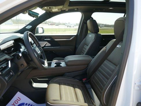 New 2026 GMC Acadia Denali Ultimate AWD/4WD image 16