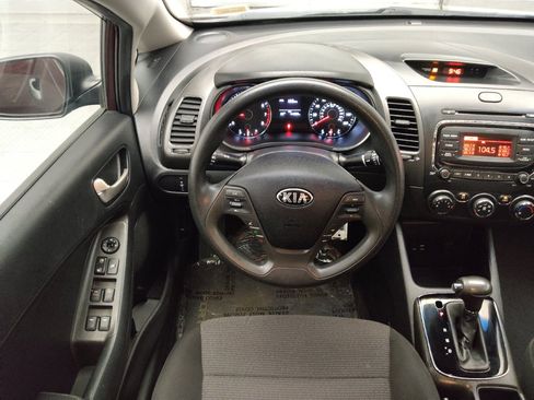 Used 2017 Kia Forte LX FWD image 22