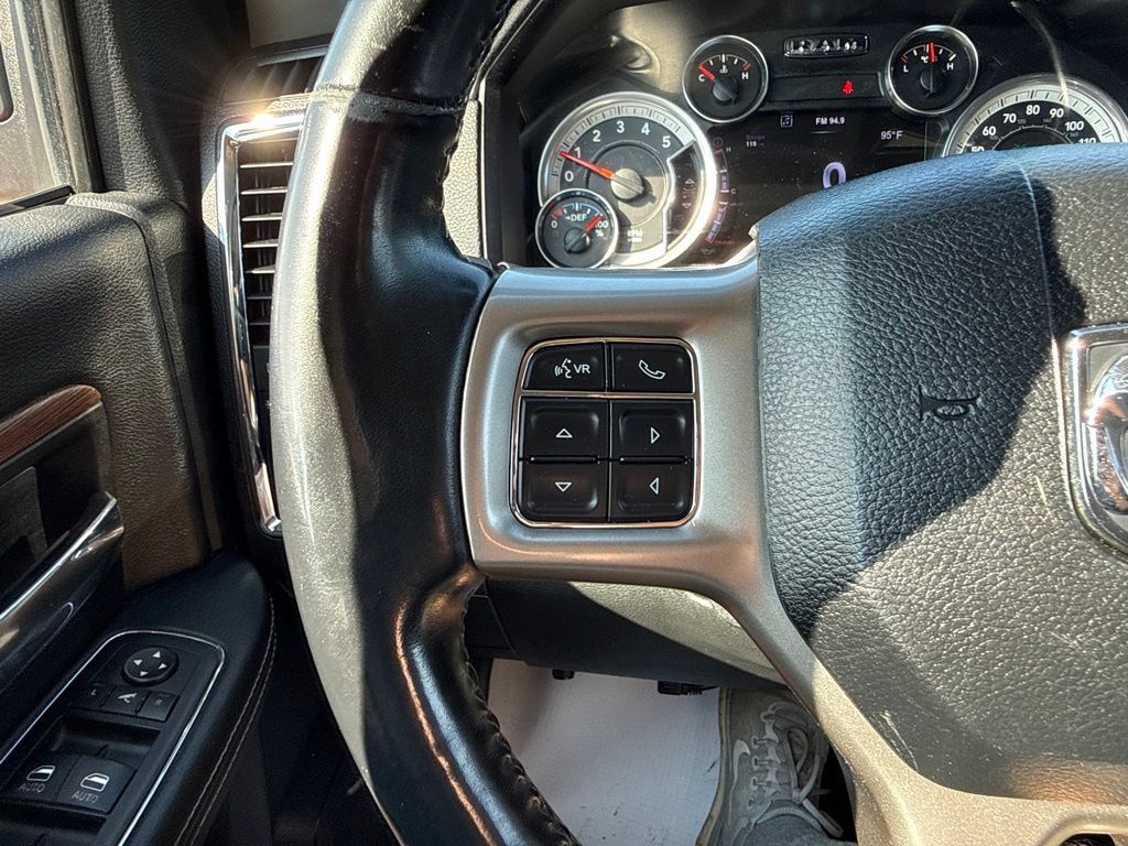 Used 2015 RAM 3500 Laramie AWD/4WD image 28