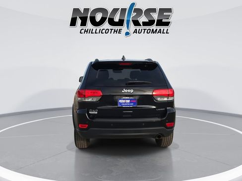 Used 2019 Jeep Grand Cherokee Laredo w/ Security & Convenience Group AWD/4WD image 7