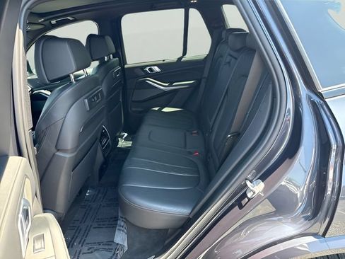 Used 2021 BMW X5 M50i w/ Executive Package AWD/4WD image 25