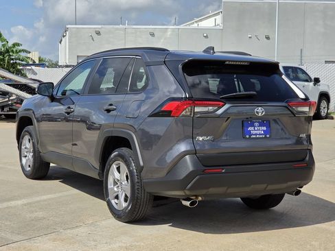 Used 2025 Toyota RAV4 XLE FWD image 7