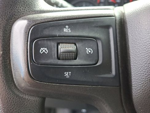 Used 2020 Chevrolet Silverado 1500 Custom image 17